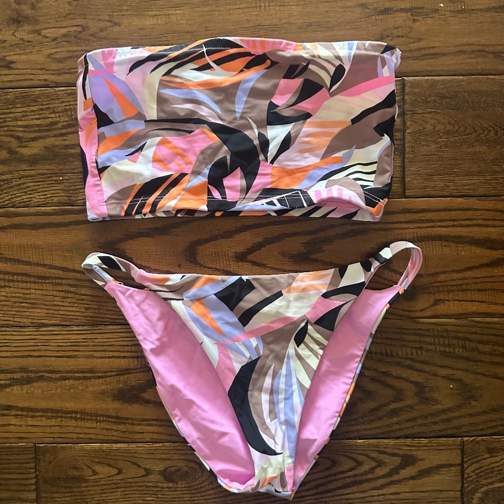 Billabong two piece swim tropical